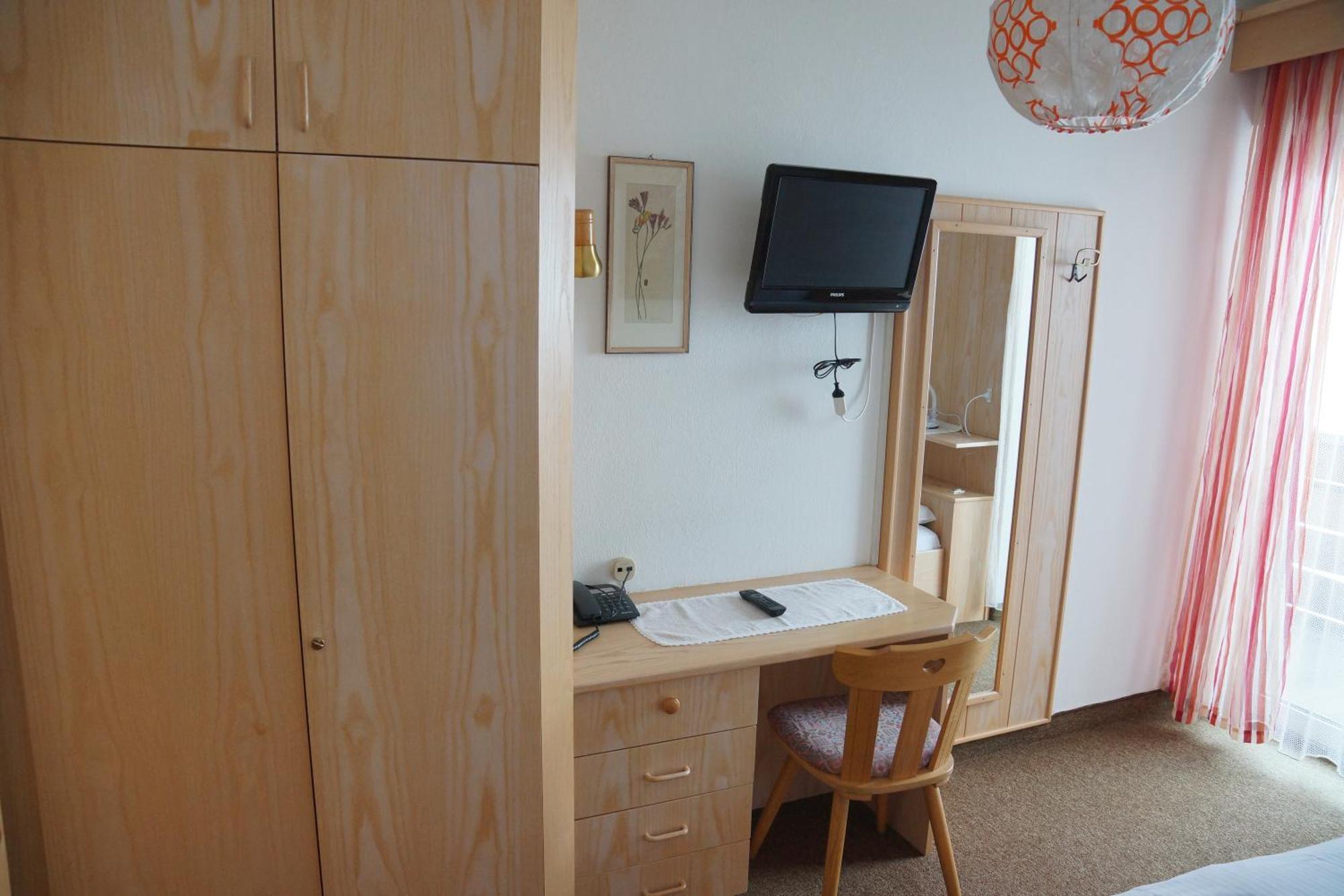 Hotel Mooserhof Sexten Room photo